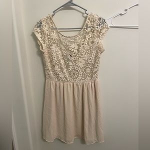 Windsor Cream dress with floral lace top Large